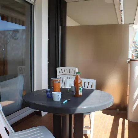 Agreable 4 Pers. Avec Terrasse Et Parking, - Fr-1-245-133 Daire