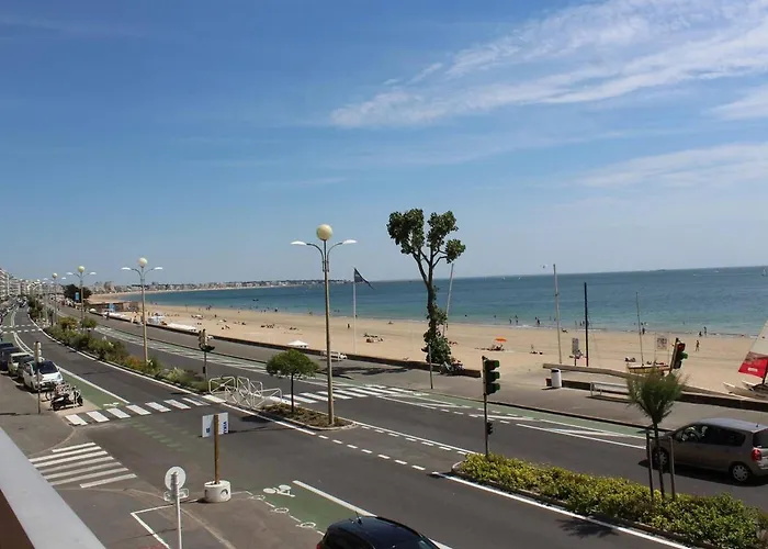 Agreable 4 Pers. Avec Terrasse Et Parking, - Fr-1-245-133 * La Baule