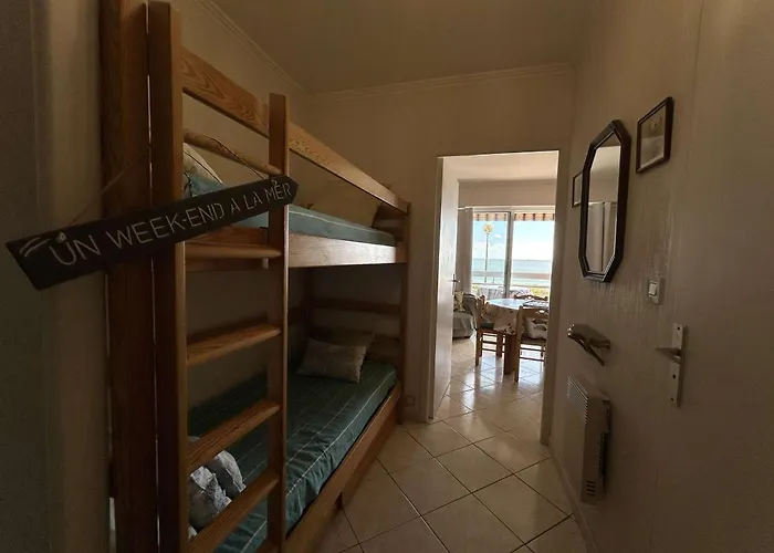 Agreable 4 Pers. Avec Terrasse Et Parking, - Fr-1-245-133 Appartement *